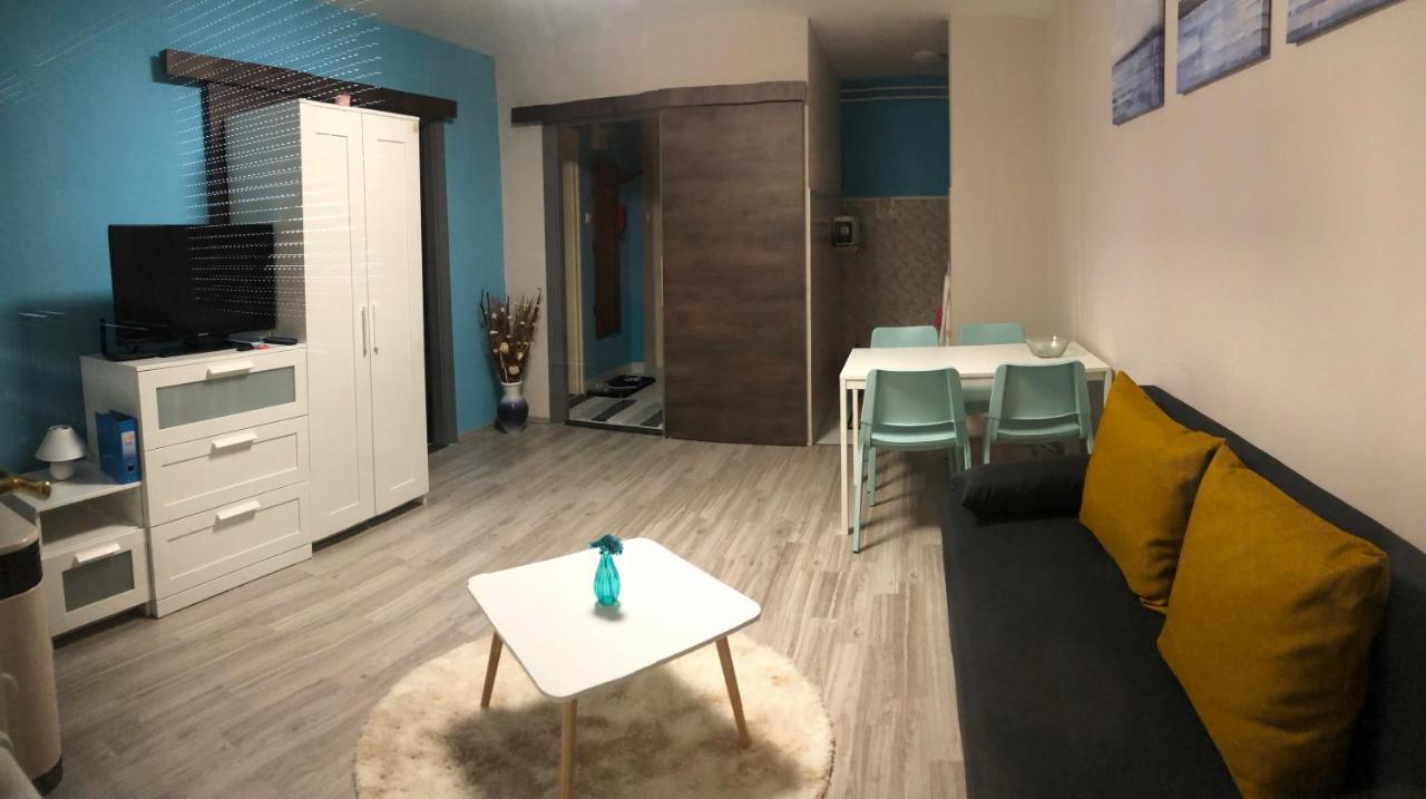 Happy Bunnies Apartman I - Gunarasfurdo Dombóvár Exterior foto
